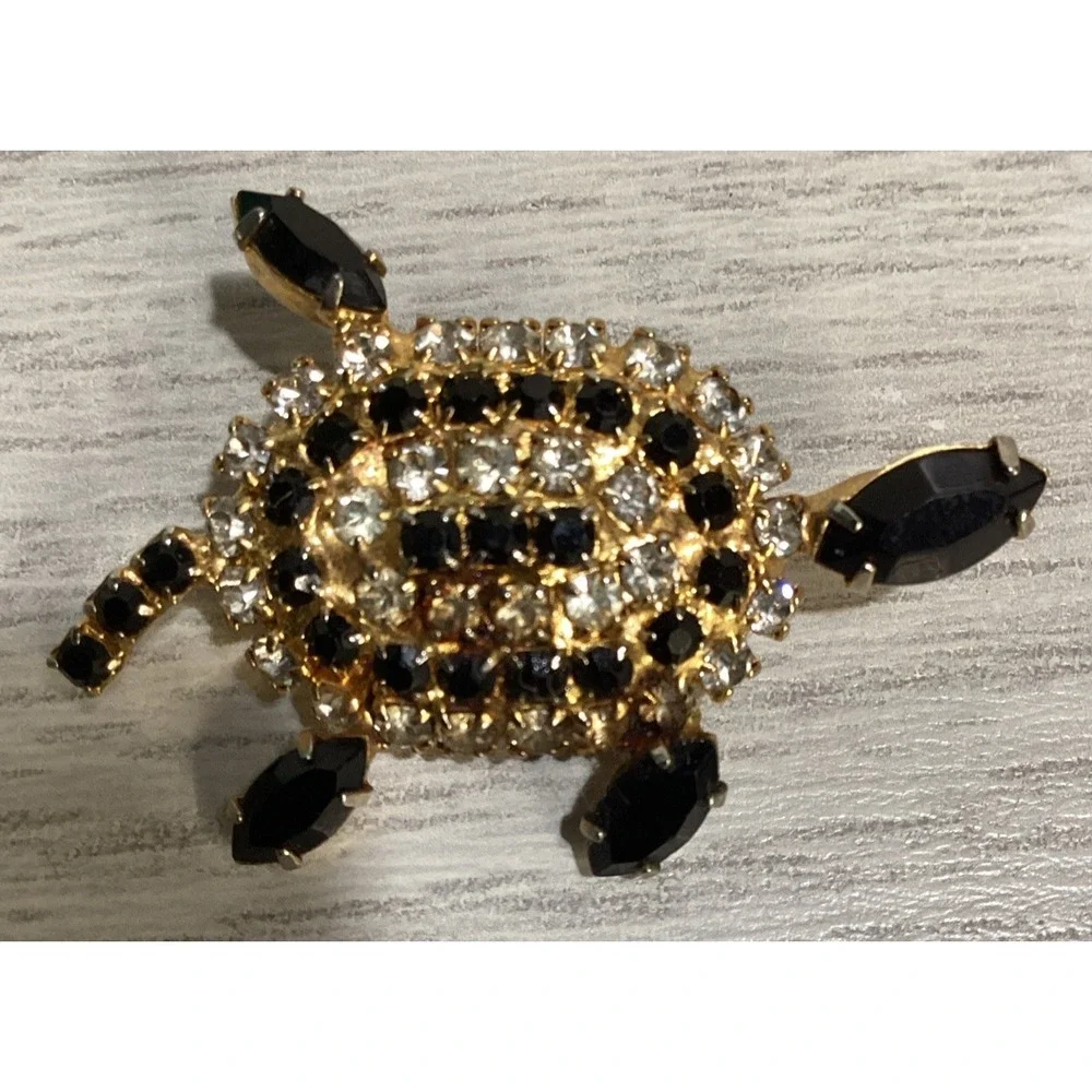 Goldtone Pin‎ w/ Faux Diamonds and Black Stones Turtle Vintage *Missing a Leg*